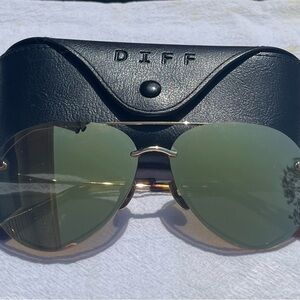 Gold Aviator Sunglasses